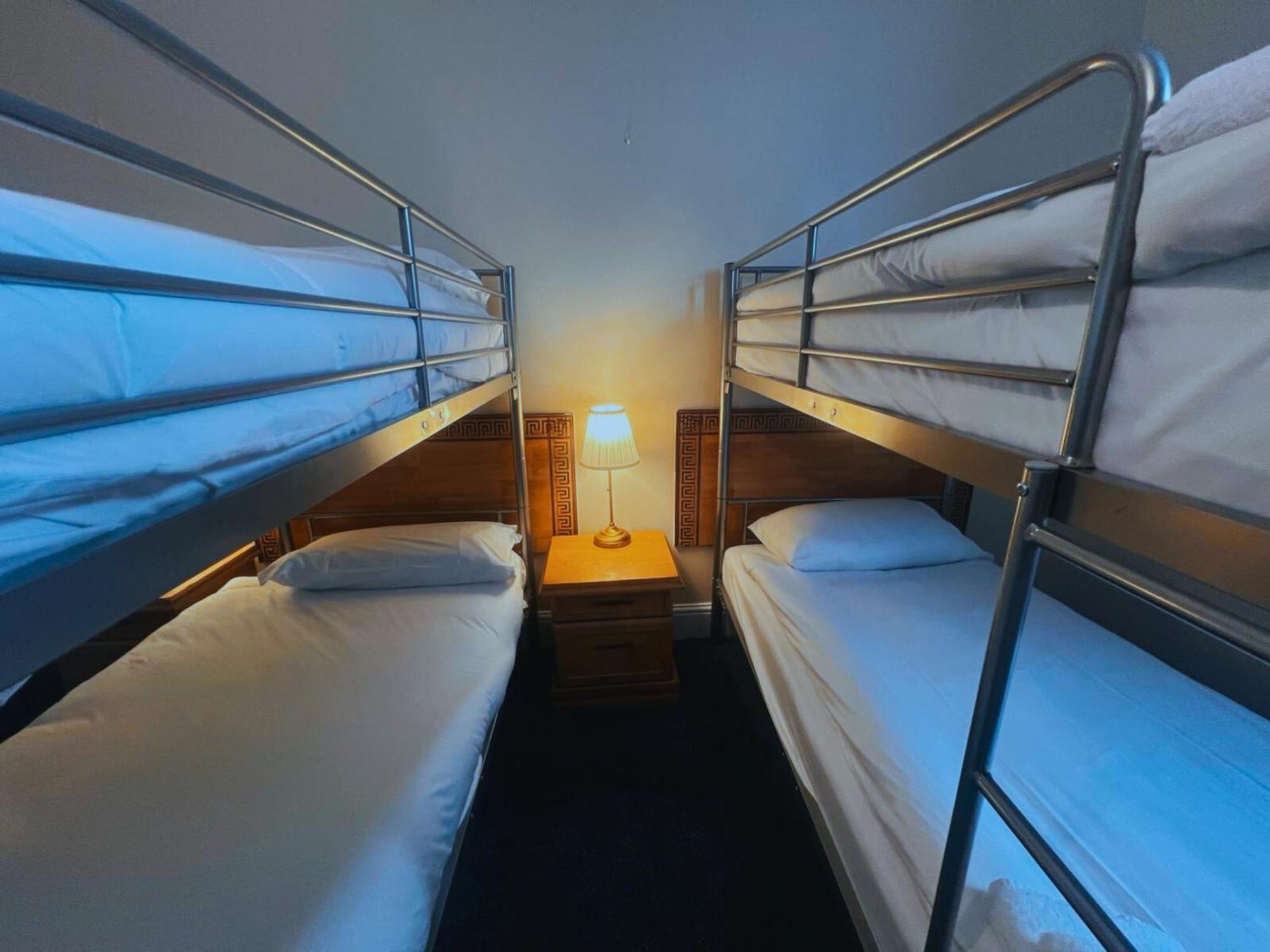 Helen'S Hotel Near Wembley London Bagian luar foto